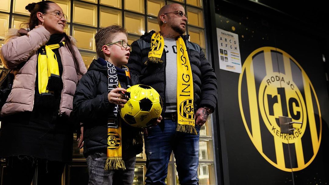 Boy Juliette en Jax naar Roda JC