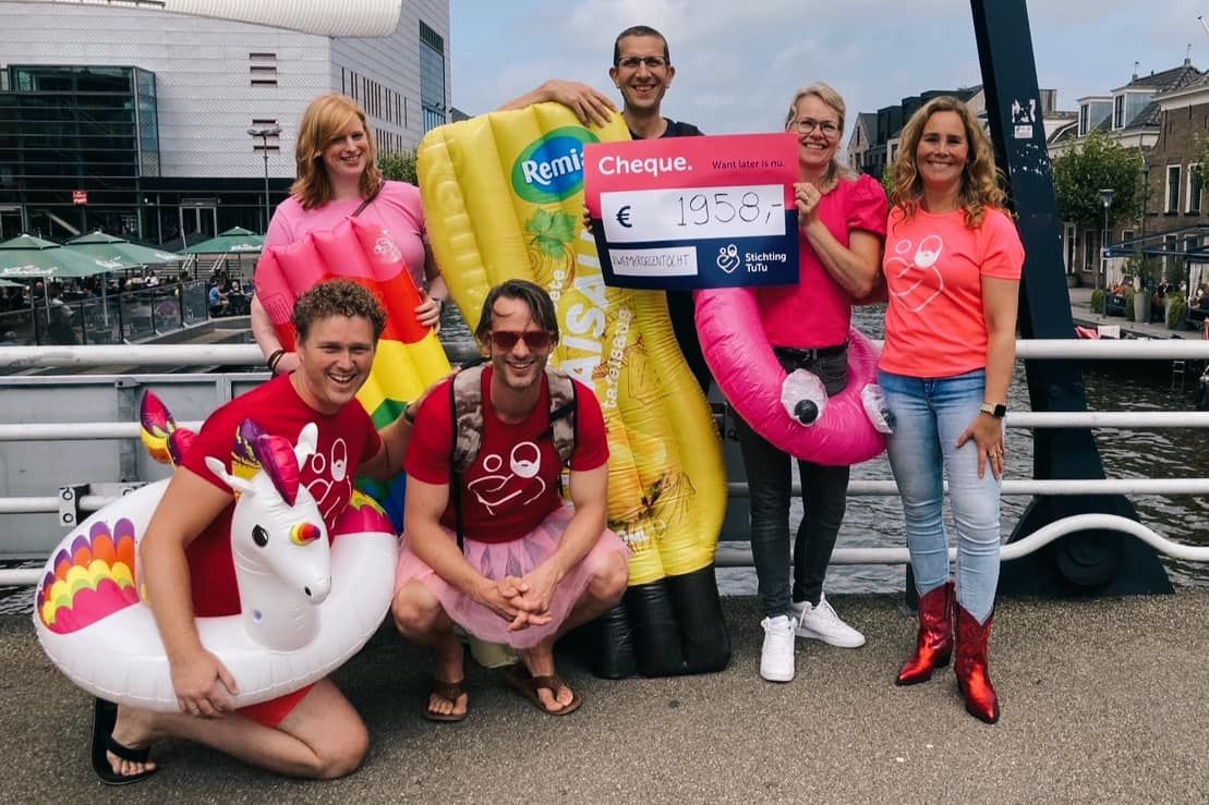 De Alphense zwemkroegentocht Donatie